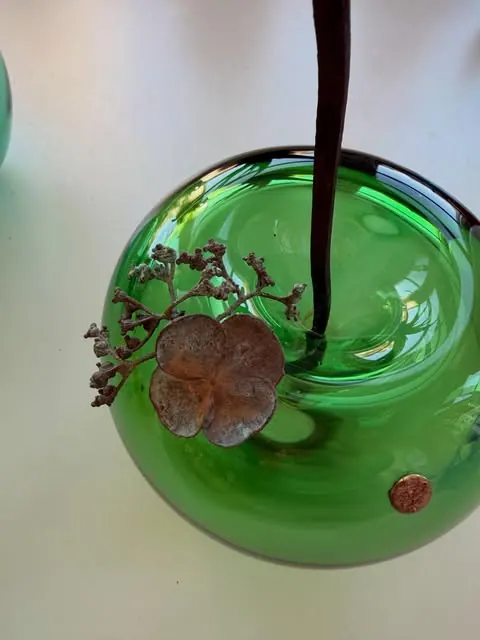 Happy Apples glass apple